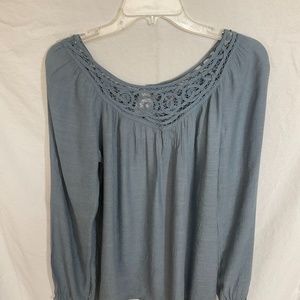 Knox Rose XS Long Sleeve Top Grayish Blue One Button on Back